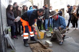 2016-04-11-Stolperst09